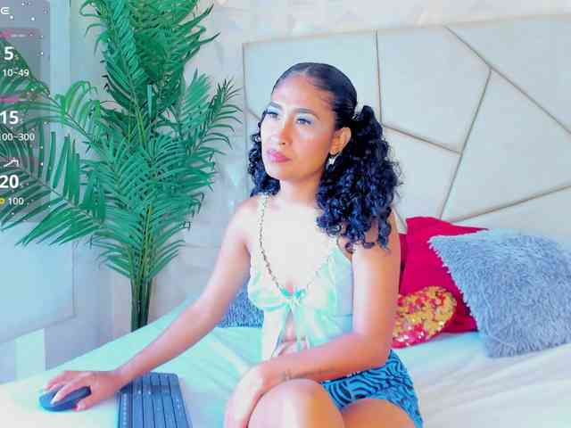 AngelinaKorss webcam