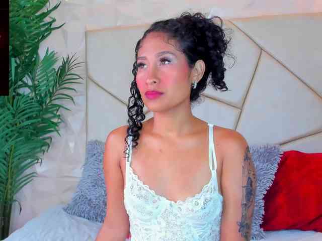 AngelinaKorss webcam