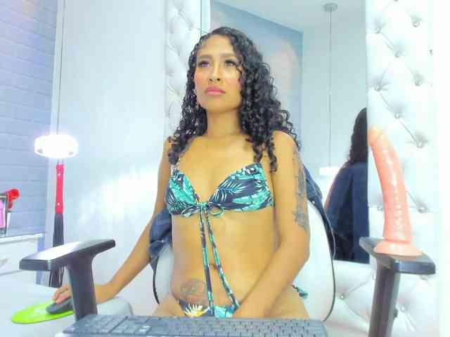 AngelinaKorss webcam