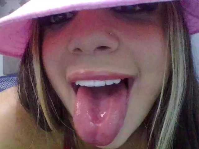 Sirenasecrets's BongaCams show and profile