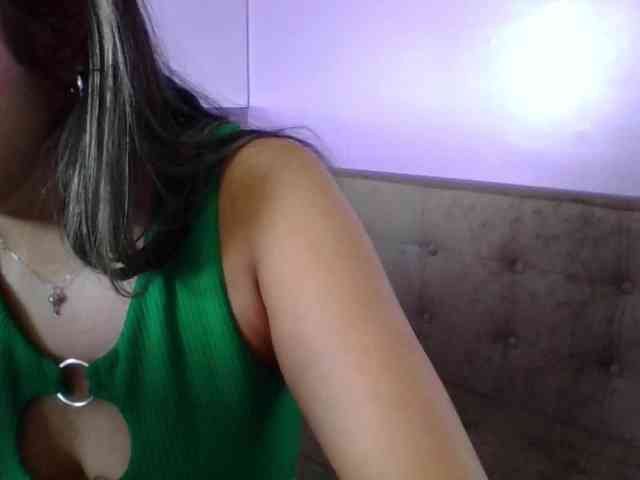 Sirenasecrets webcam