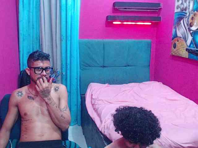 LATINSHUGECOCK LATINSHUGECOCK