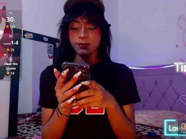 moonlyvelvet Live Webcam on BongaCams