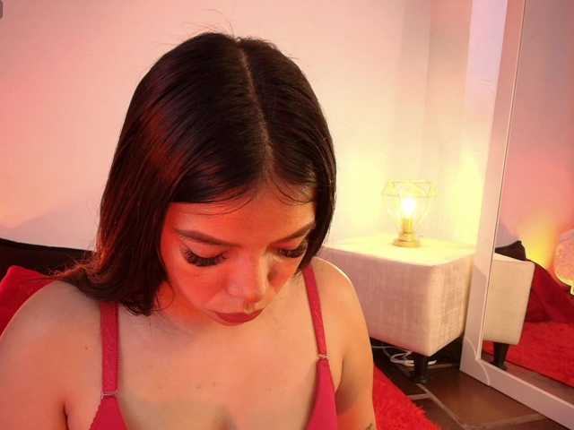 Ariana-Castillo's BongaCams show and profile