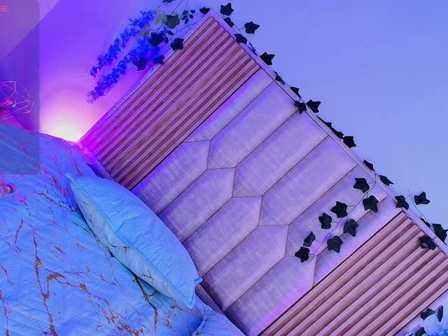 Ariana-Castillo webcam