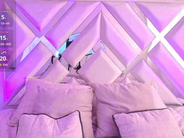 Ariana-Castillo webcam