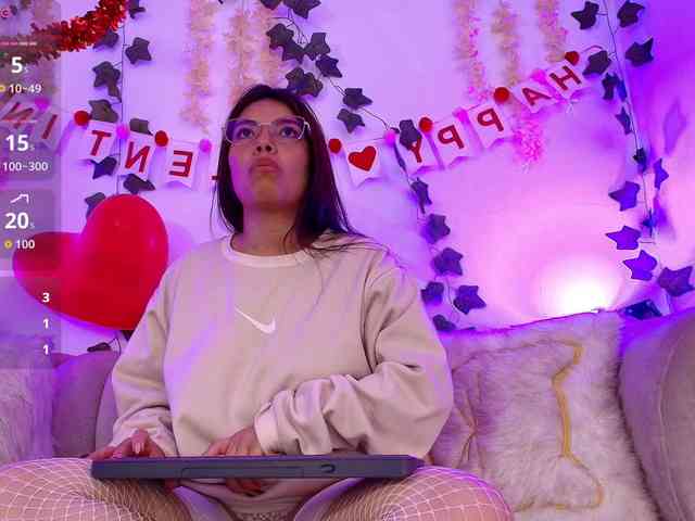 Ariana-Castillo webcam