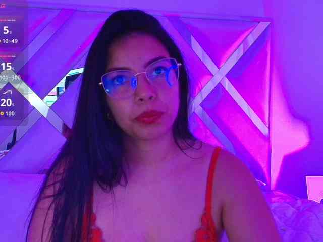 Ariana-Castillo webcam