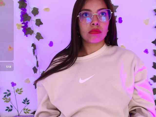 Ariana-Castillo webcam