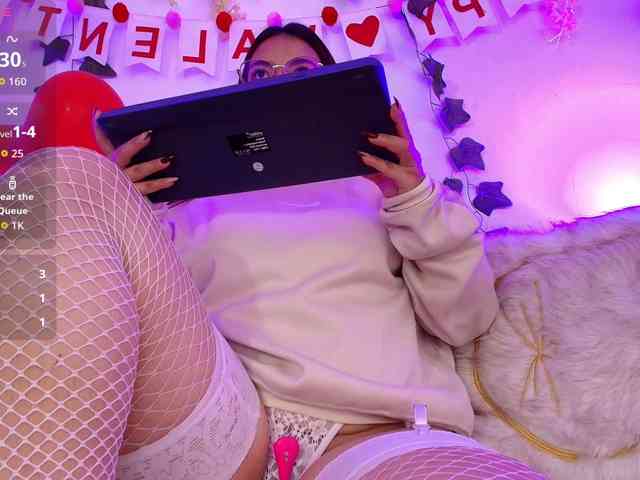 Ariana-Castillo webcam