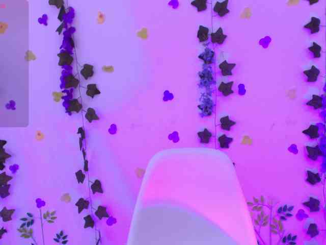 Ariana-Castillo webcam