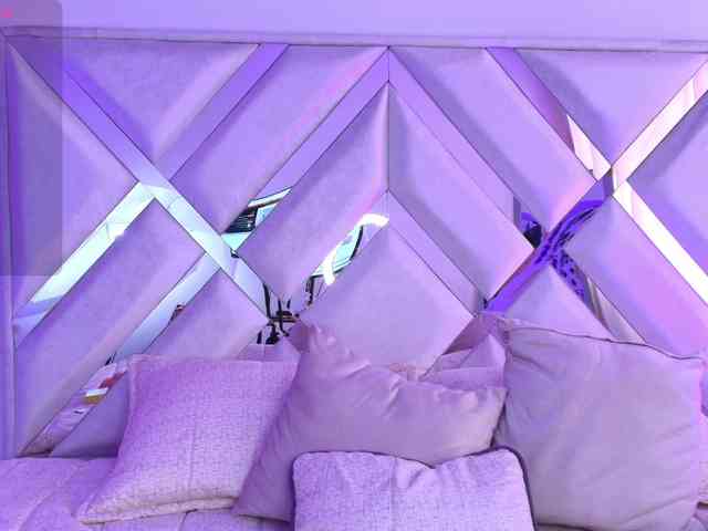 Ariana-Castillo webcam