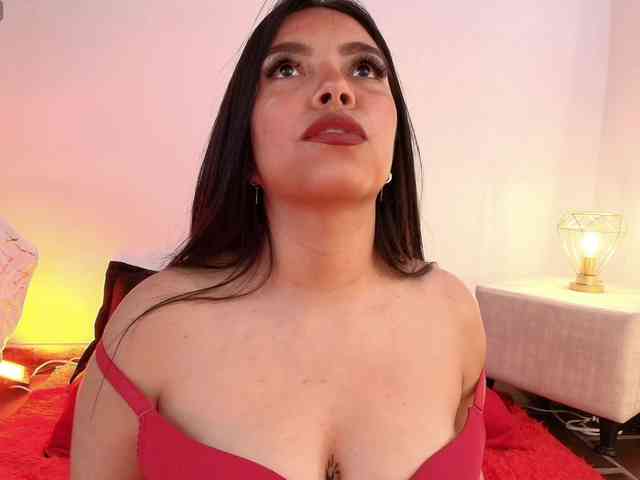 Ariana-Castillo webcam