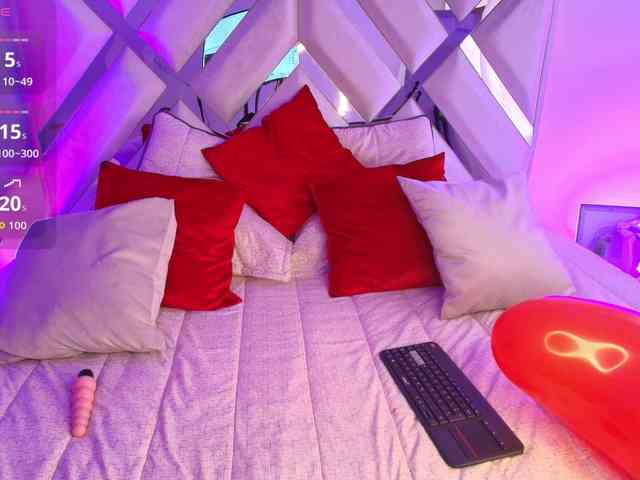 Ariana-Castillo webcam