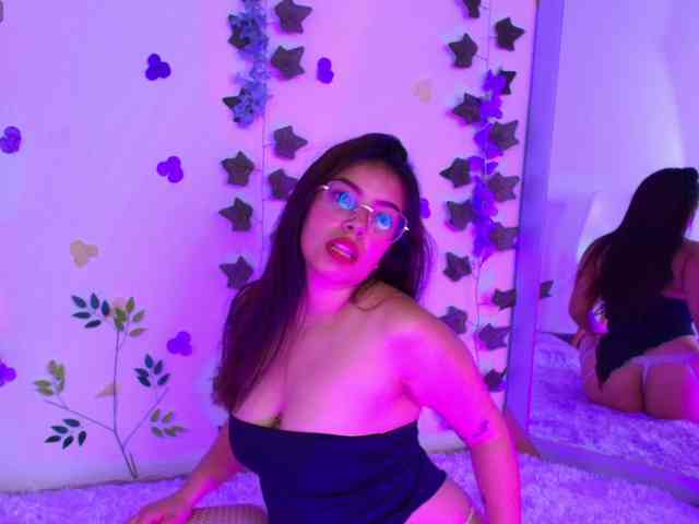 Ariana-Castillo webcam