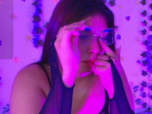 Ariana-Castillo webcam