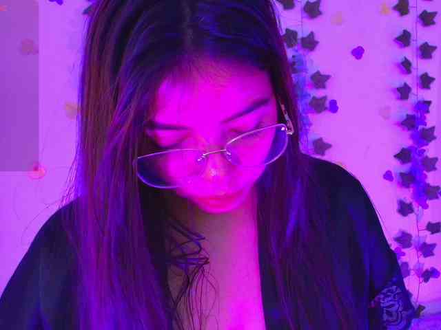 Ariana-Castillo webcam