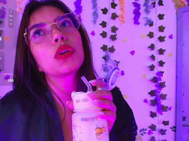 Ariana-Castillo webcam