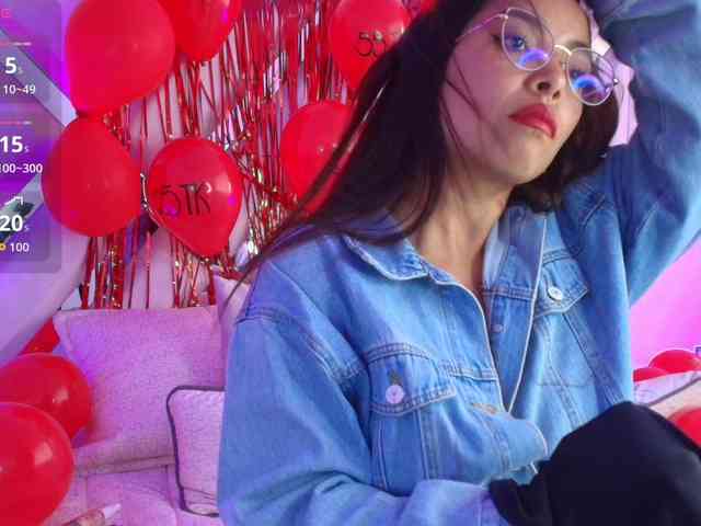 Ariana-Castillo webcam