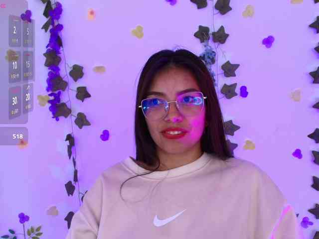 Ariana-Castillo webcam