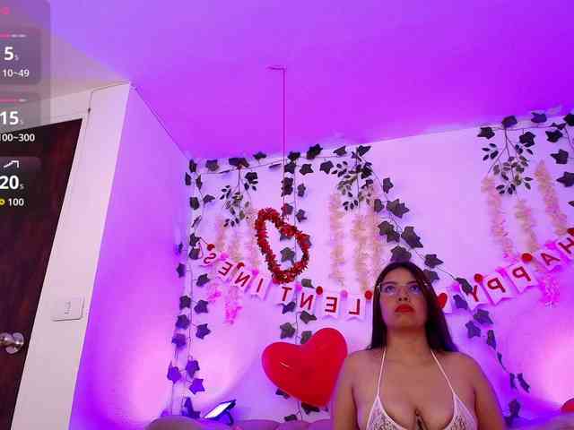 Ariana-Castillo webcam