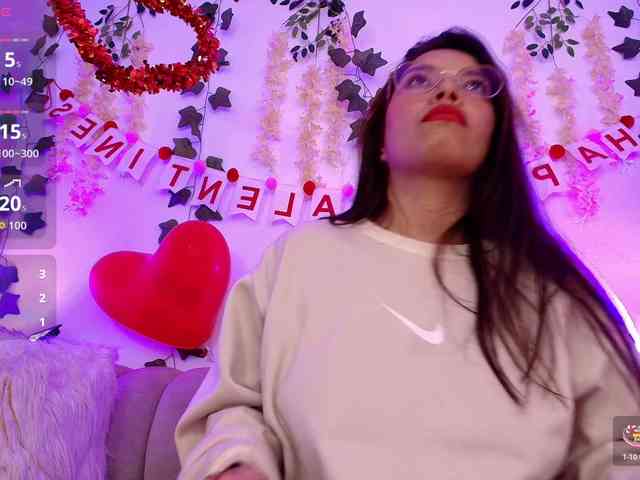 Ariana-Castillo webcam