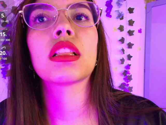 Ariana-Castillo webcam