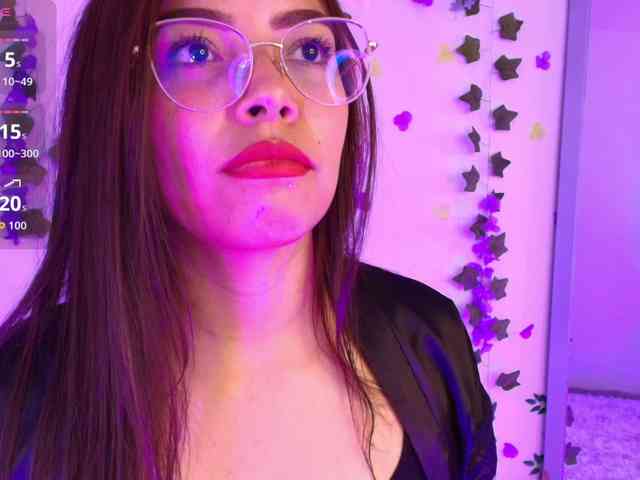 Ariana-Castillo webcam