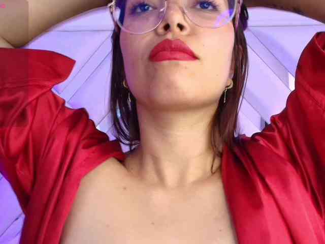 Ariana-Castillo webcam