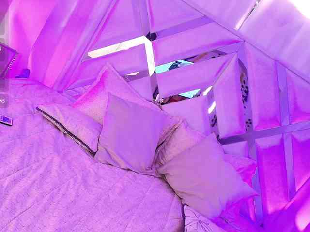 Ariana-Castillo webcam