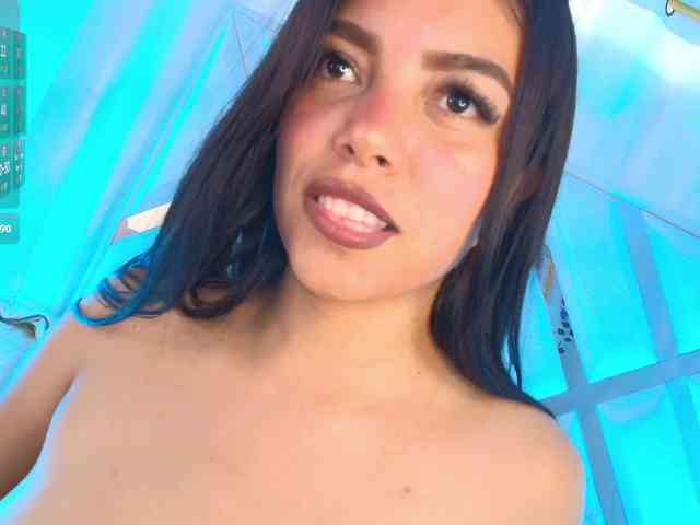 Ariana-Castillo webcam