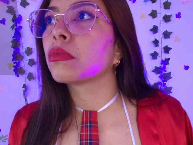 Ariana-Castillo webcam