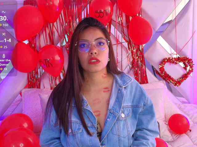 Ariana-Castillo webcam