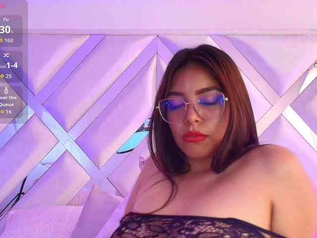 Ariana-Castillo webcam