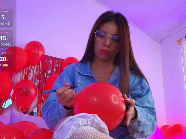 Ariana-Castillo webcam