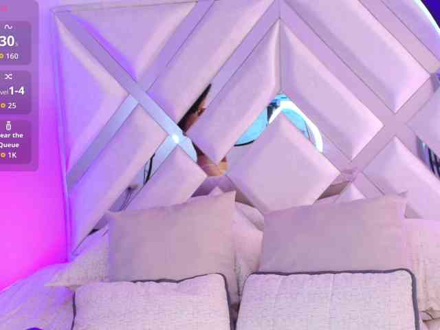 Ariana-Castillo webcam