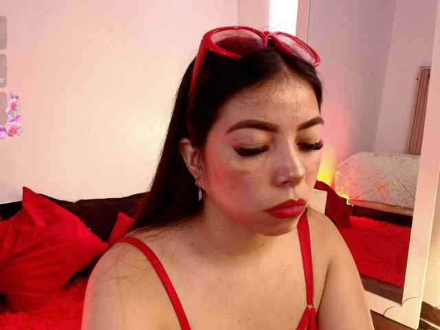 Ariana-Castillo webcam