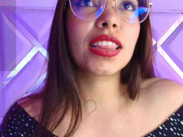 Ariana-Castillo webcam