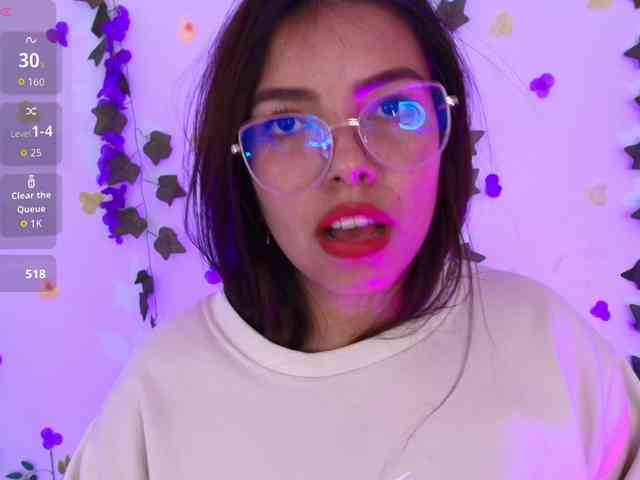 Ariana-Castillo webcam