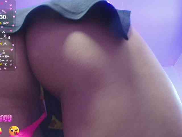 Ariana-Castillo webcam