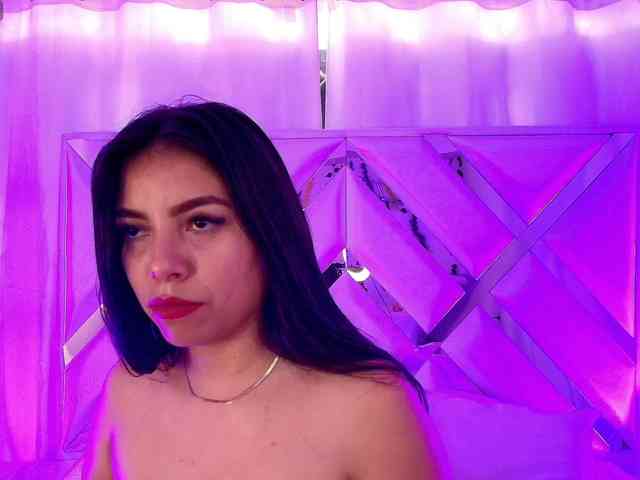 Ariana-Castillo webcam