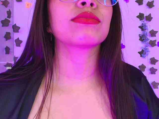 Ariana-Castillo webcam