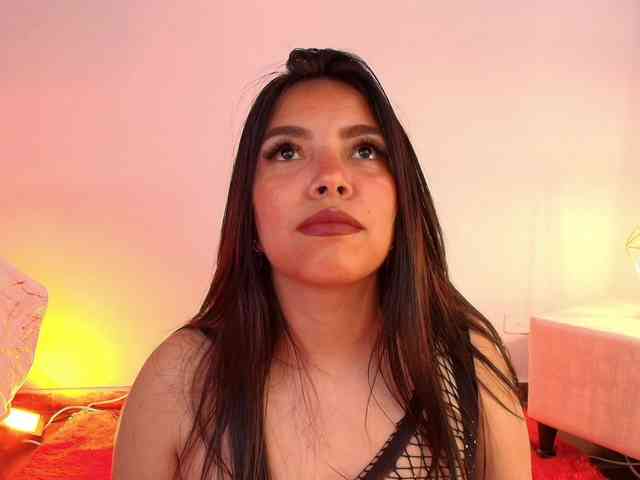 Ariana-Castillo webcam