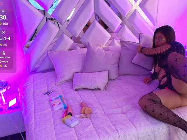 Ariana-Castillo webcam