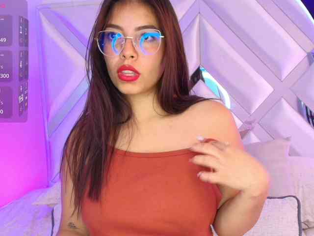 Ariana-Castillo webcam