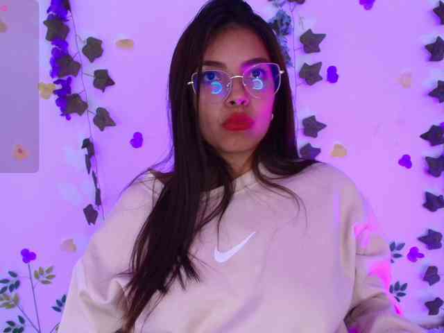 Ariana-Castillo webcam