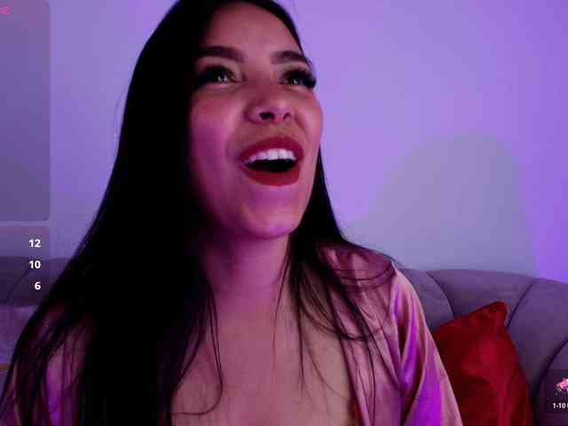 Ariana-Castillo webcam