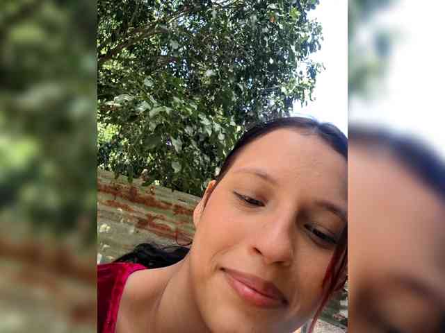 Esmeralda-2petit webcam