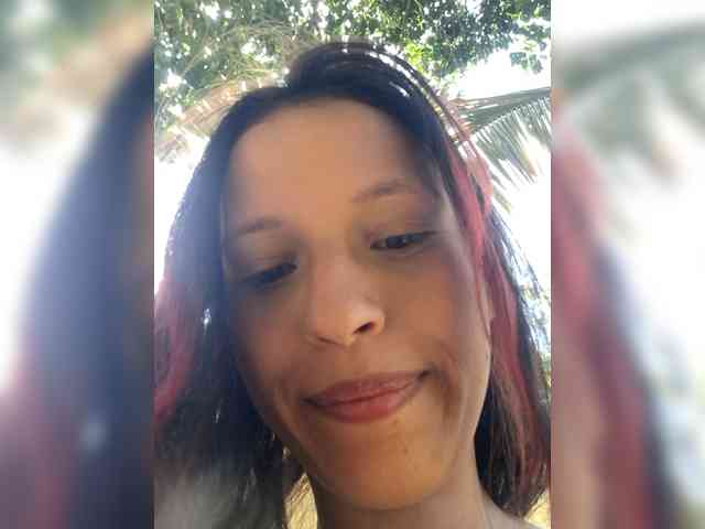 Esmeralda-2petit webcam