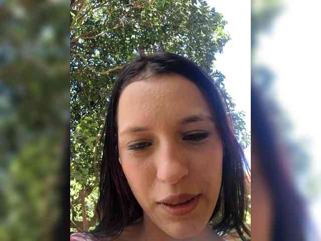 Esmeralda-2petit webcam